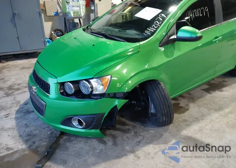 2014 Chevrolet Sonic Lt Auto z USA, uszkodzony, nr VIN 1G1JC5SH4E4216115